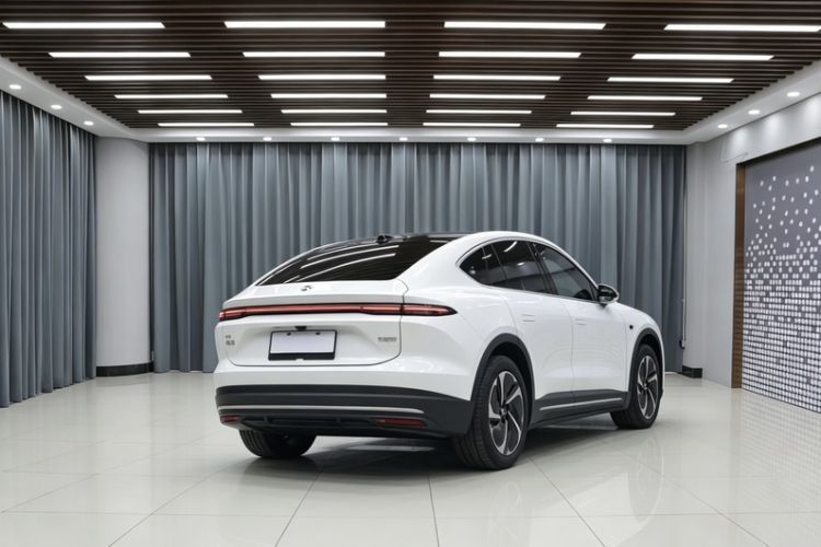 Used Nio EC6 2023 75 kWh Exterior 9