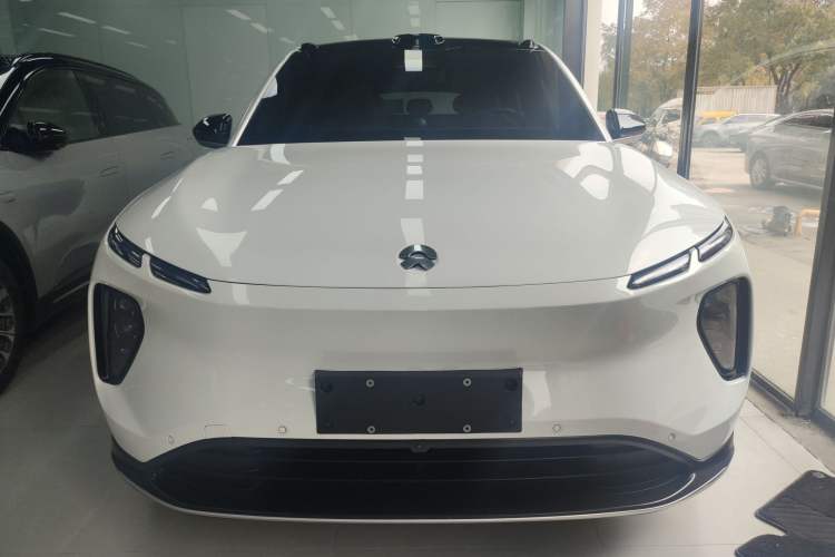 Used Nio EC6 2023 75 kWh Front