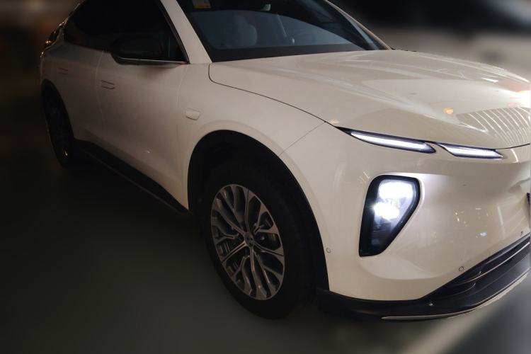 Used Nio EC6 2023 75 kWh Front Right 45 Deg