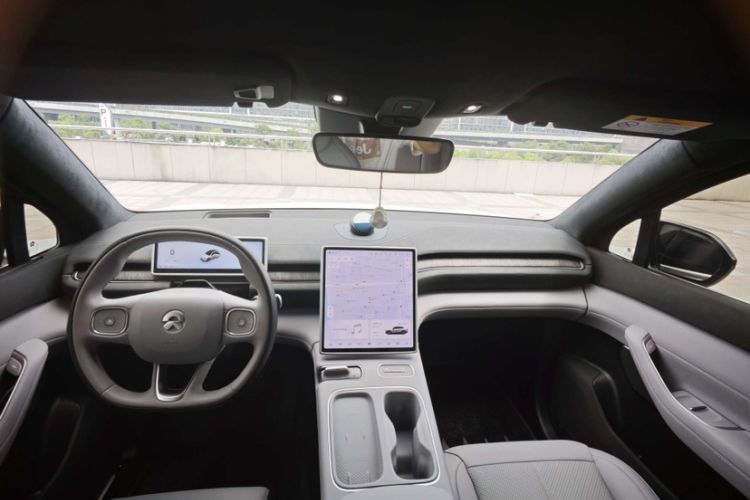 Used Nio EC6 2023 75 kWh Interior 6