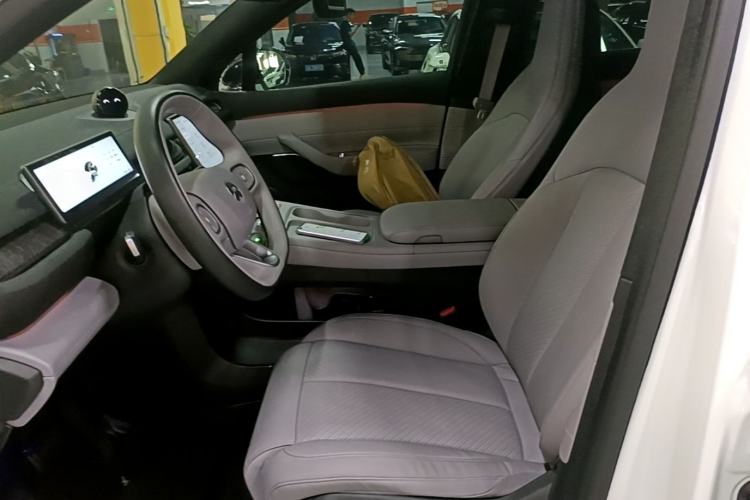 Used Nio EC6 2023 75 kWh Left Front Seat
