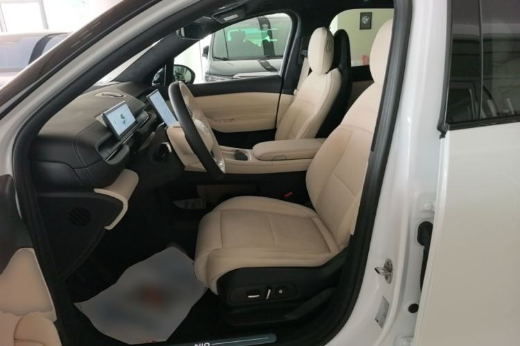 Used Nio EC6 2023 75 kWh Left Front Seat