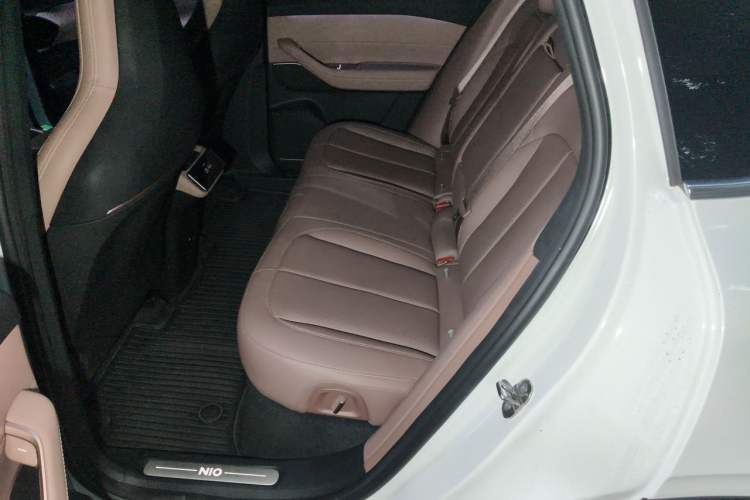 Used Nio EC6 2023 75 kWh Left Rear Seat