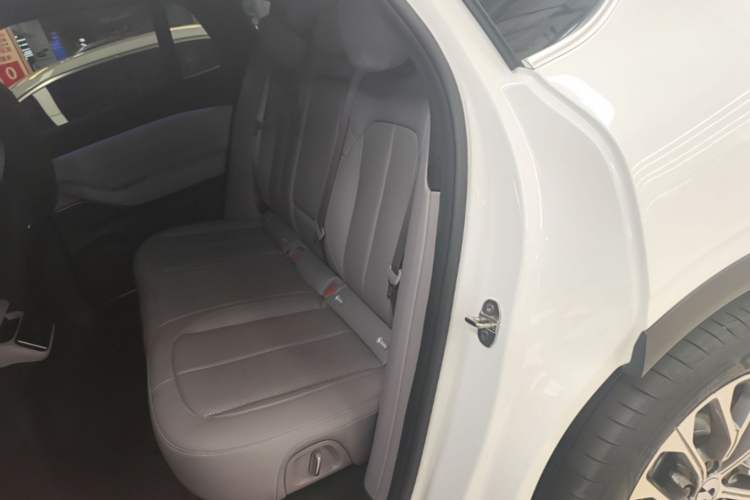 Used Nio EC6 2023 75 kWh Left Rear Seat