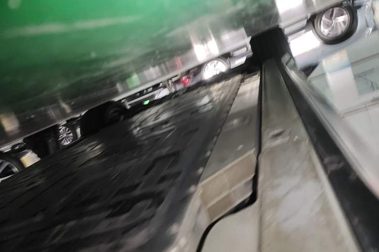 Used Nio EC6 2023 75 kWh Left Side Sill
