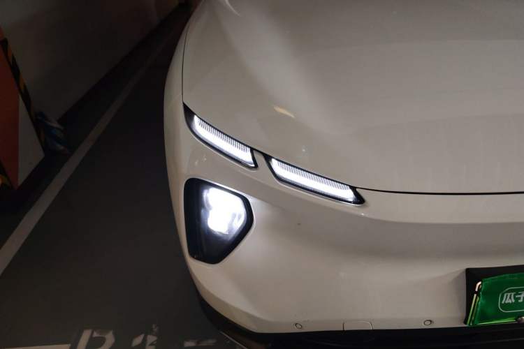 Used Nio EC6 2023 75 kWh Right Front Headlight