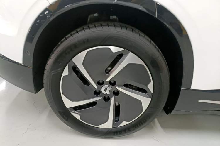 Used Nio EC6 2023 75 kWh Right Rear Wheel Hub