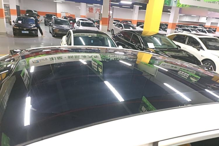 Used Nio EC6 2023 75 kWh Roof
