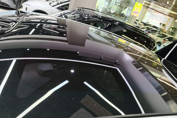 Used Nio EC6 2023 75 kWh Roof