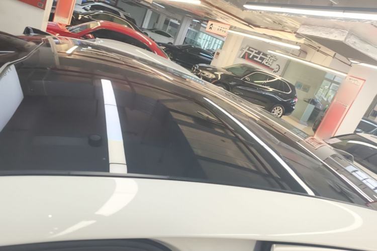 Used Nio EC6 2023 75 kWh Roof
