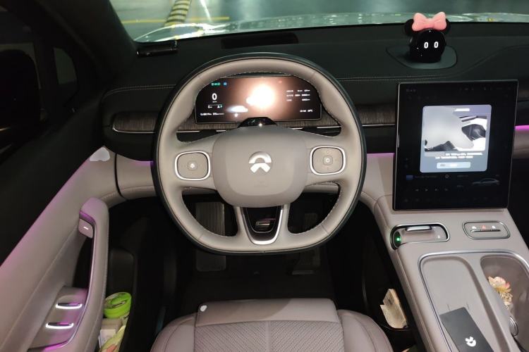 Used Nio EC6 2023 75 kWh Steering Wheel