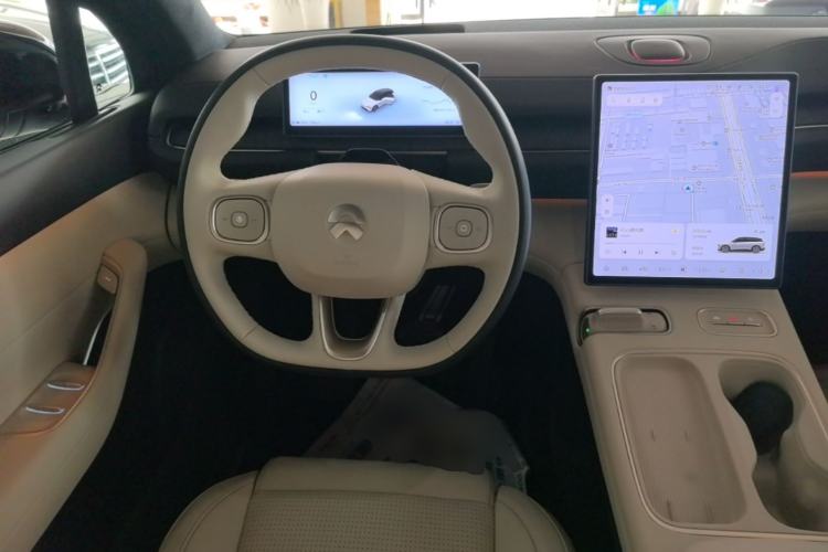 Used Nio EC6 2023 75 kWh Steering Wheel