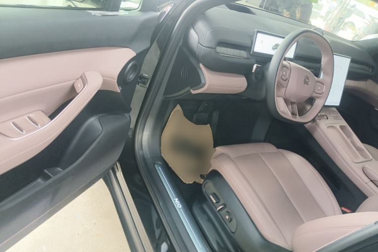 Used Nio EC6 2023 75 kWh Driver Seat