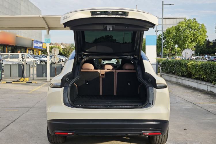 Used Nio EC6 2023 75 kWh Exterior 7