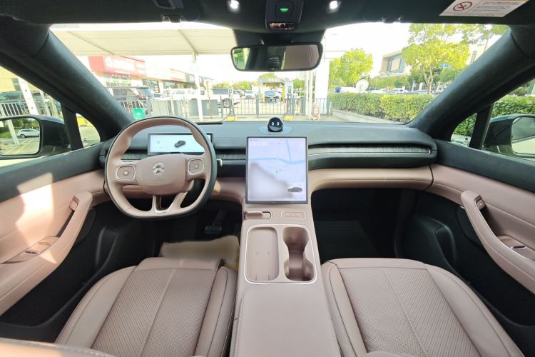 Used Nio EC6 2023 75 kWh Interior 3