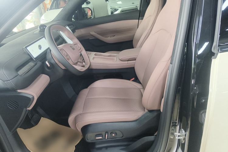 Used Nio EC6 2023 75 kWh Left Front Seat