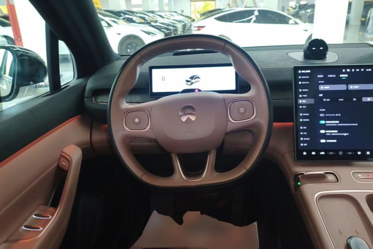 Used Nio EC6 2023 100kWh Steering Wheel