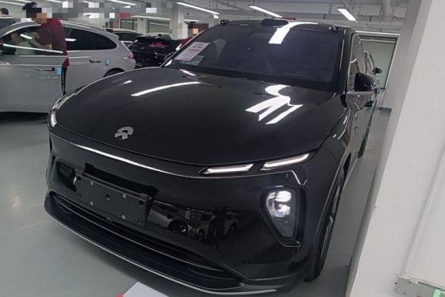 Used Nio EC6 2024 75 kWh