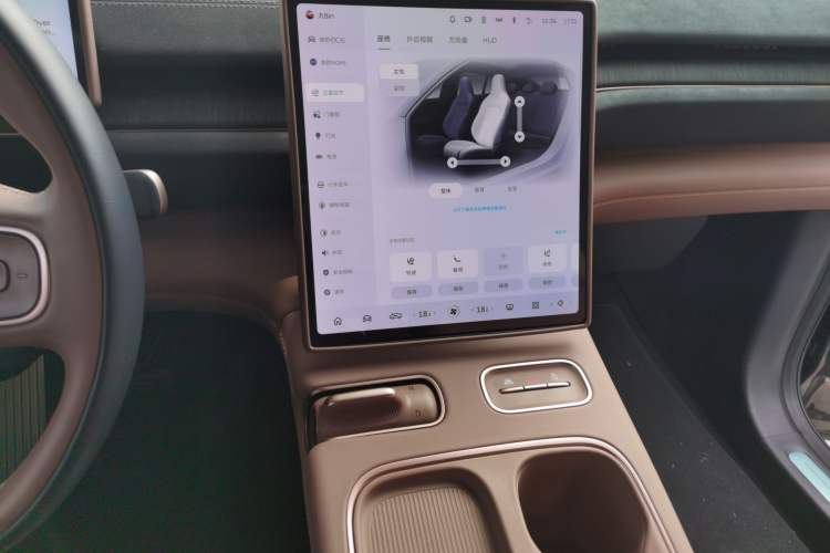 Used Nio EC6 2024 75 kWh Audio And AC Panel