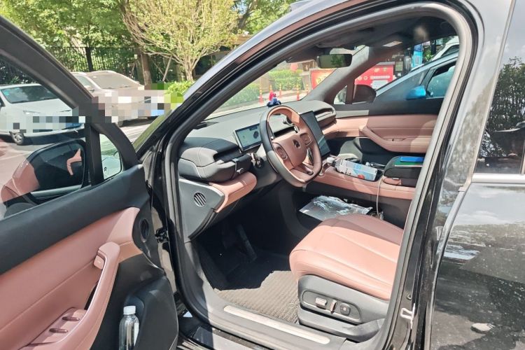 Used Nio EC6 2024 75 kWh Driver Seat