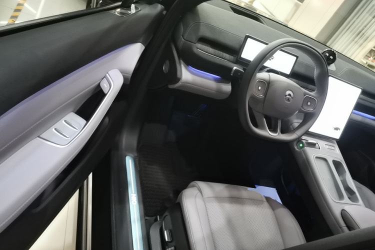 Used Nio EC6 2024 75 kWh Driver Seat