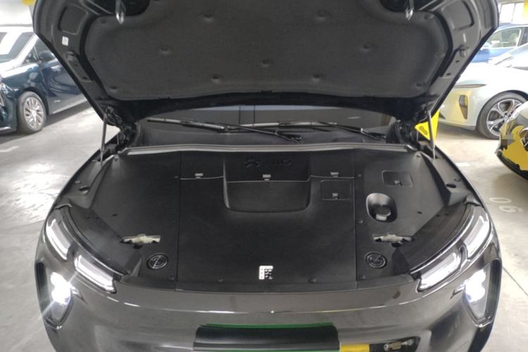 Used Nio EC6 2024 75 kWh Engine Bay