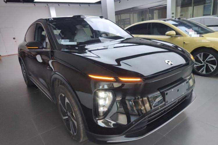 Used Nio EC6 2024 75 kWh Exterior 2