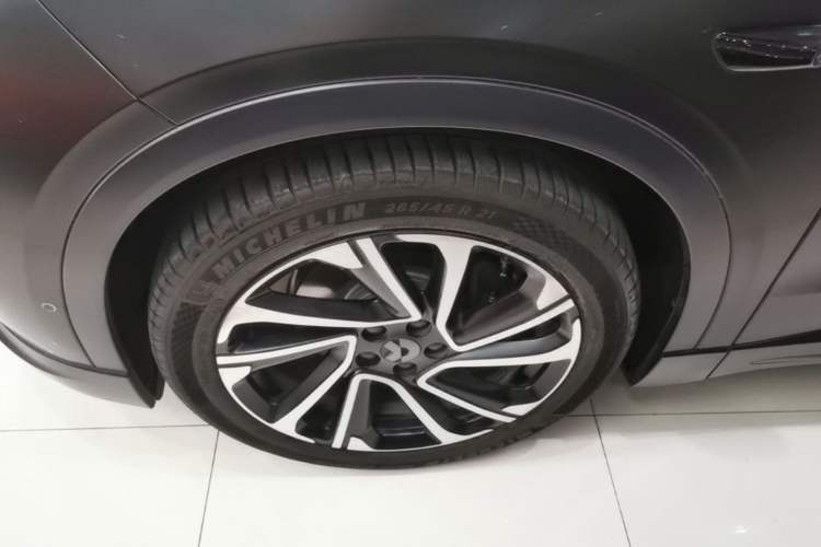 Used Nio EC6 2024 75 kWh Exterior 2