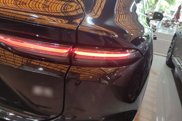 Used Nio EC6 2024 75 kWh Exterior 3