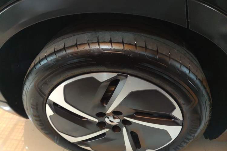 Used Nio EC6 2024 75 kWh Exterior 5