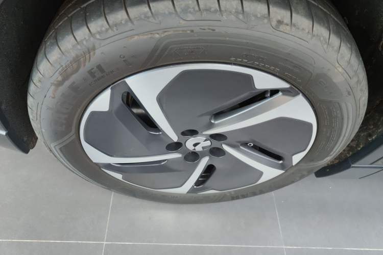Used Nio EC6 2024 75 kWh Exterior 7