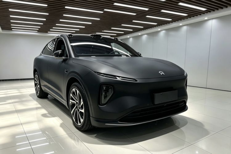 Used Nio EC6 2024 75 kWh Exterior 8
