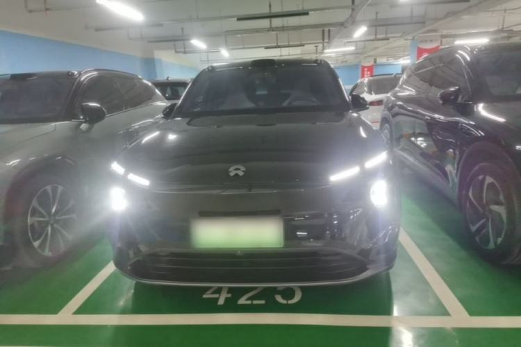 Used Nio EC6 2024 75 kWh Front