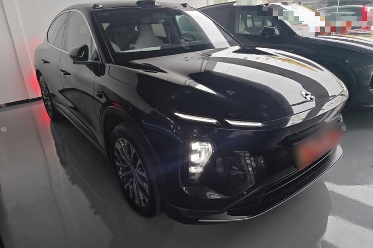 Used Nio EC6 2024 75 kWh Front Right 45 Deg