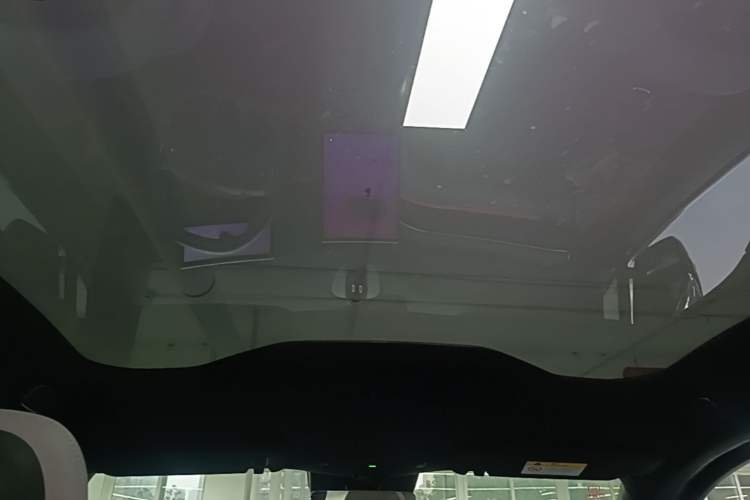 Used Nio EC6 2024 75 kWh Headliner