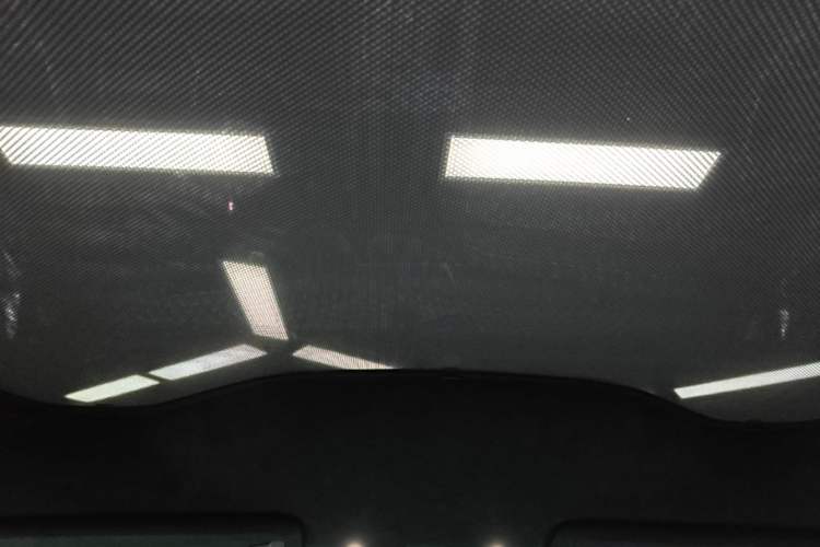 Used Nio EC6 2024 75 kWh Headliner