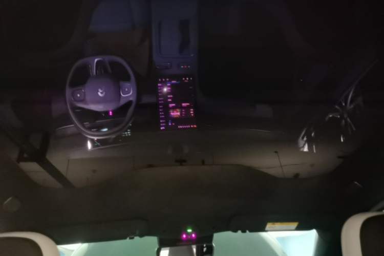 Used Nio EC6 2024 75 kWh Headliner