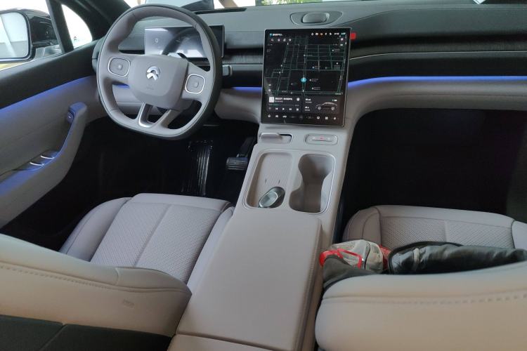 Used Nio EC6 2024 75 kWh Interior 2