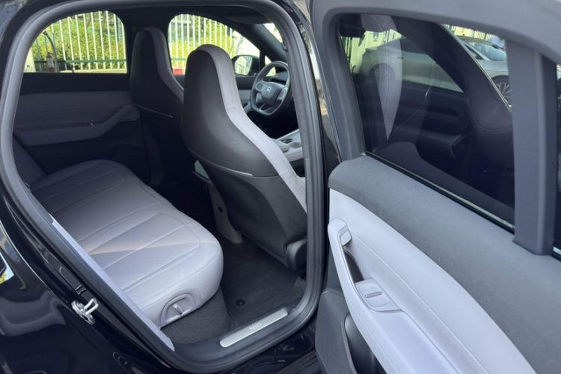 Used Nio EC6 2024 75 kWh Interior 3
