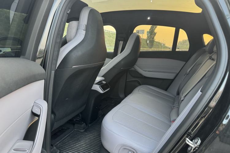 Used Nio EC6 2024 75 kWh Interior 3