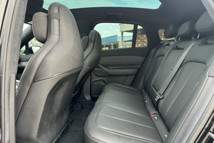 Used Nio EC6 2024 75 kWh Interior 4