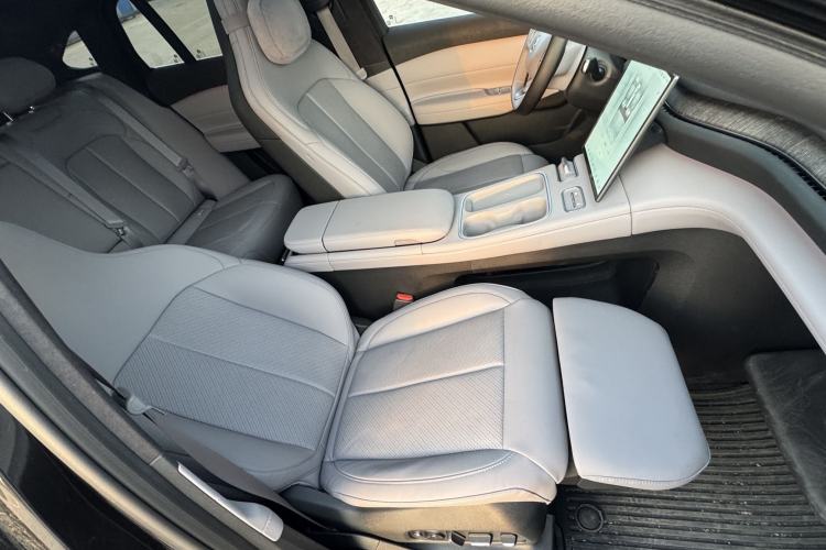 Used Nio EC6 2024 75 kWh Interior 8