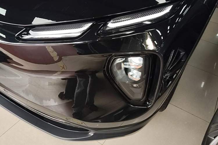 Used Nio EC6 2024 75 kWh Left Front Headlight
