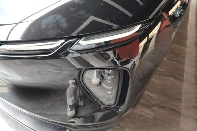 Used Nio EC6 2024 75 kWh Left Front Headlight
