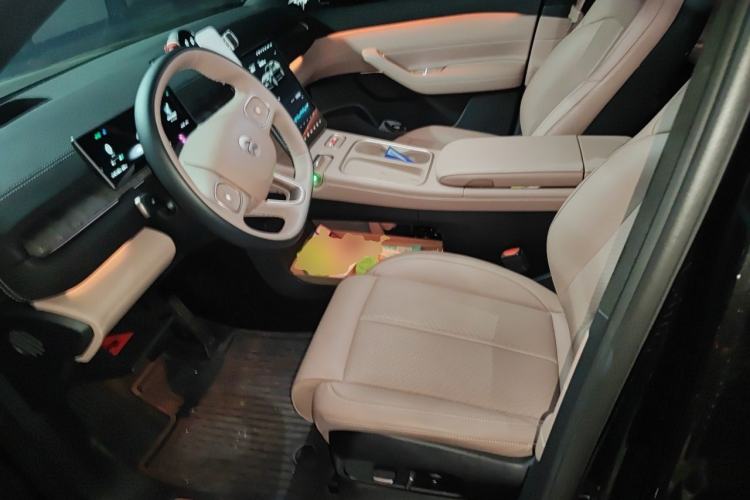 Used Nio EC6 2024 75 kWh Left Front Seat