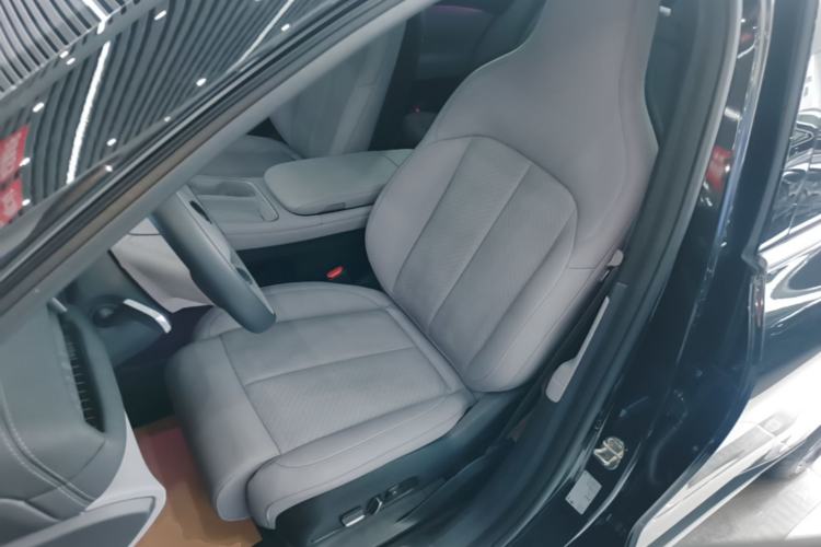 Used Nio EC6 2024 75 kWh Left Front Seat