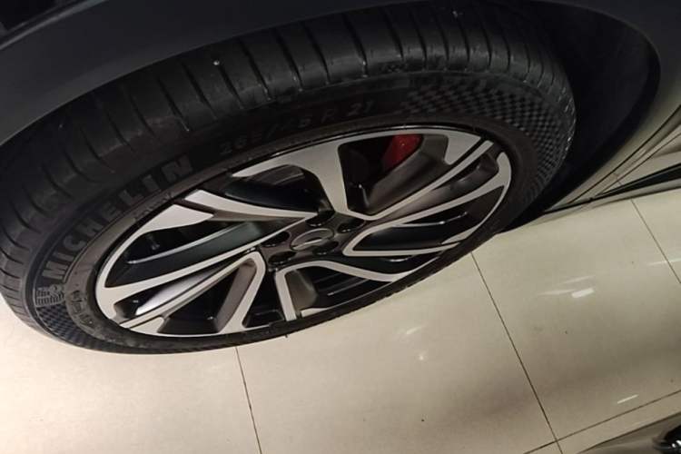 Used Nio EC6 2024 75 kWh Left Front Wheel Hub