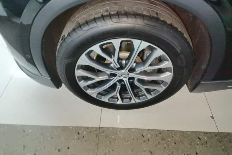 Used Nio EC6 2024 75 kWh Left Front Wheel Hub