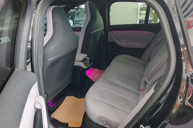 Used Nio EC6 2024 75 kWh Left Rear Seat