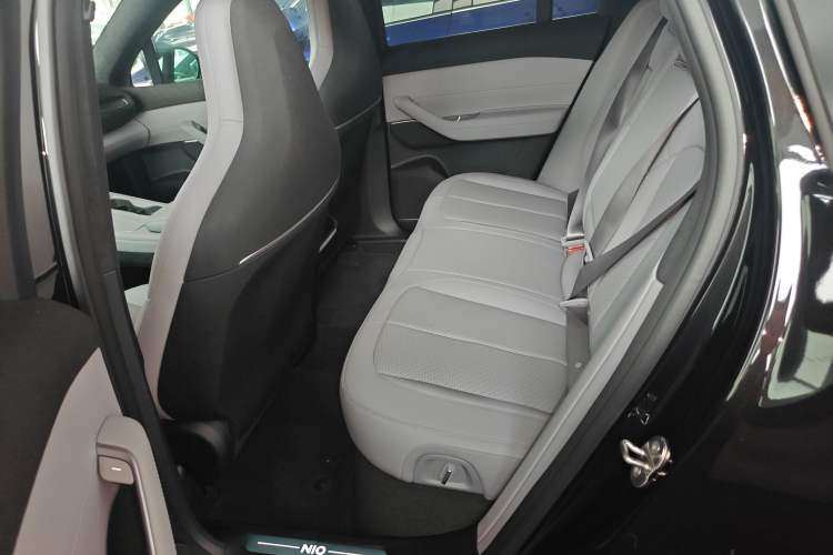 Used Nio EC6 2024 75 kWh Left Rear Seat